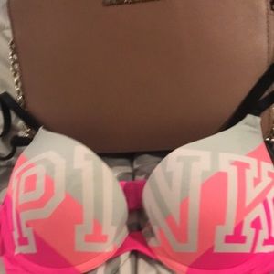 PINK Bra 34A EUC Wear Everywhere Bra EUC